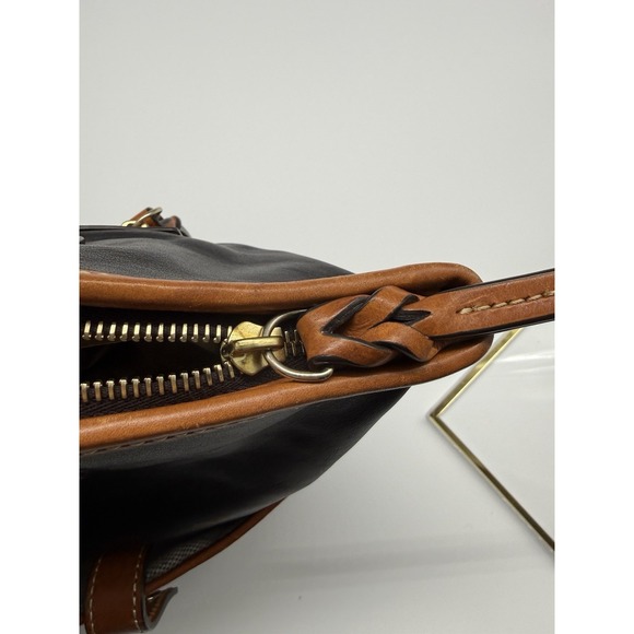 Dooney Bourke Large Black Leather With Cognac Trim Shoulder bag - Picture 14 of 16